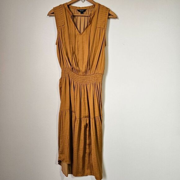 EUC SIMPLY VERY VERAWANG SPLIT V NECK MUSTARD SATINY TIERED MIDI DRESS SZ SMALL - Picture 2 of 16